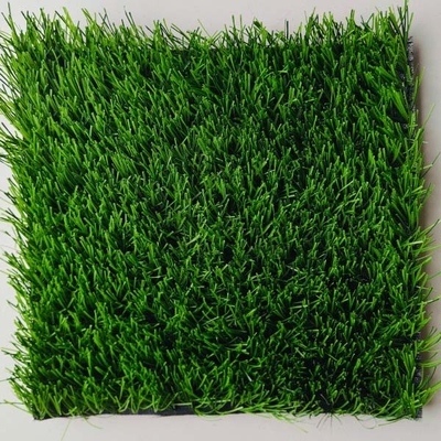 40 mm hoog, UV-bestand, kunstmatig sportgras met een gemakkelijke installatie en een SBR latex coating.