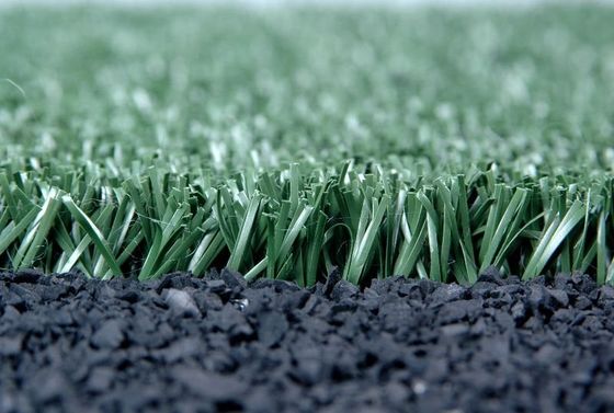 PP-materiaal 15 mm hoog voetbalgras met 12000 Dtex en PU-coating voor buitensportvelden
