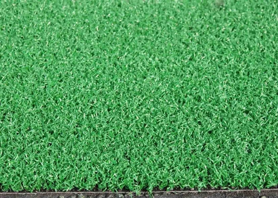 Kunstgras voor golfspelletjes in PP 266 steken/m voor buitengebruik of een vloer met een hoge dichtheid