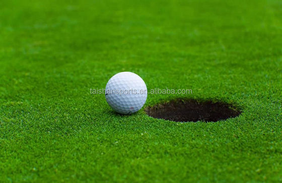 Golf kunstgras met 17 mm stapelhoogte, hoge dichtheid en PU-lijm voor synthetische putting greens