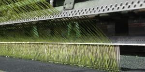 Premium 11000 Pile Dtex voetbal kunstgras met UV-bestand en perforatie afvoergaten