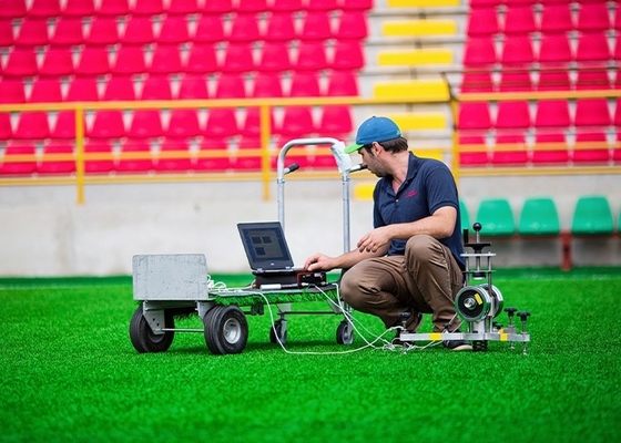 50 mm voetbal kunstgras 160 steken/M Buitengemaakt vals gras Voor voetbalvelden en buitenactiviteiten met weinig onderhoud