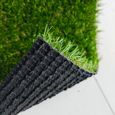 20 mm kunstgras voor het landschap met SBR-latexcoating voor sporten en vrijetijdsbesteding
