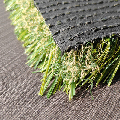 35 mm Pile Height 11200 Dtex Meerdere doeleinden Kunstmatig Landschap groen Gras voor buiten decoratie en entertainment
