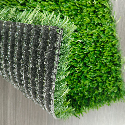 14600 Dtex Grote UV-resistentie, laag onderhoud, groen kunstgras met zwart of groen SBR-latex-achtergrond