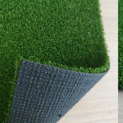 15mm Golf kunstgras met hoge prestaties en hoge UV-resistentie.
