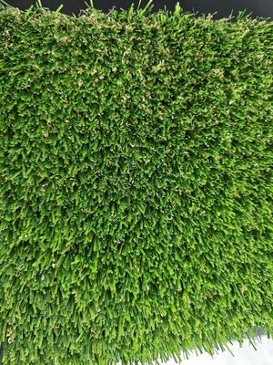 Non-infill kunstgras met 30 mm poolhoogte en transparante latexlijm voor sportgras 12400 Dtex Onderhoudsarm