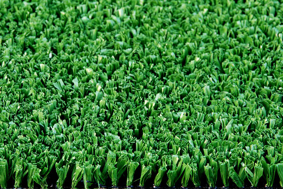 17mm poolhoogte hoge dichtheid UV-bestendig tennis kunstgras voor multifunctionele buitensporten